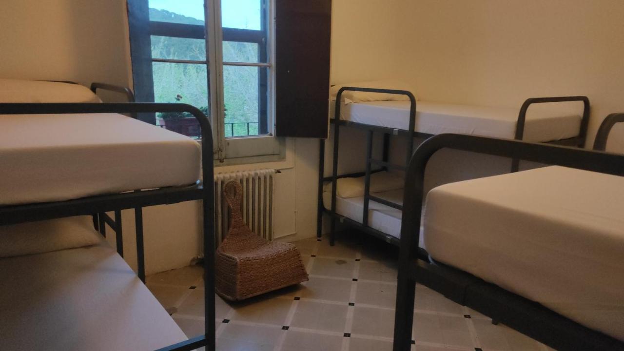 Can Rabassa Hostel บัญโรมานัส ภายนอก รูปภาพ